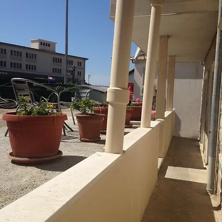 Lami Gostinjska kuća