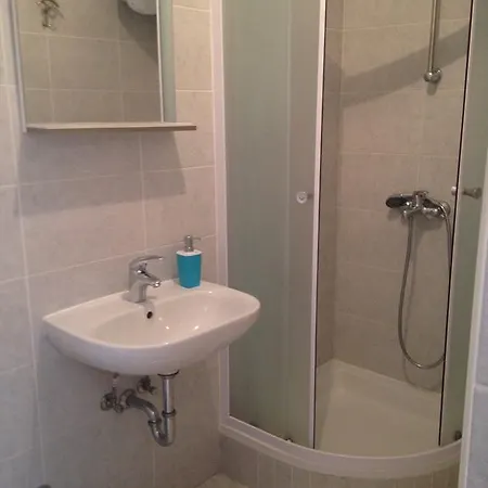 Lami דוברובניק